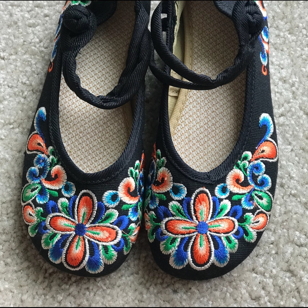 Brand new with no tags- shoe